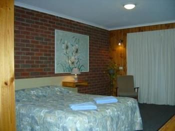 Tooleybuc Country Roads Motor Inn Экстерьер фото